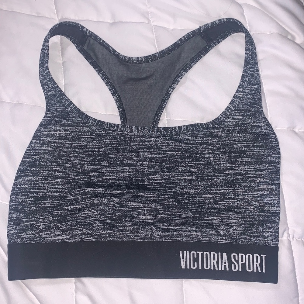 VICTORIA SPORT Sports Bra